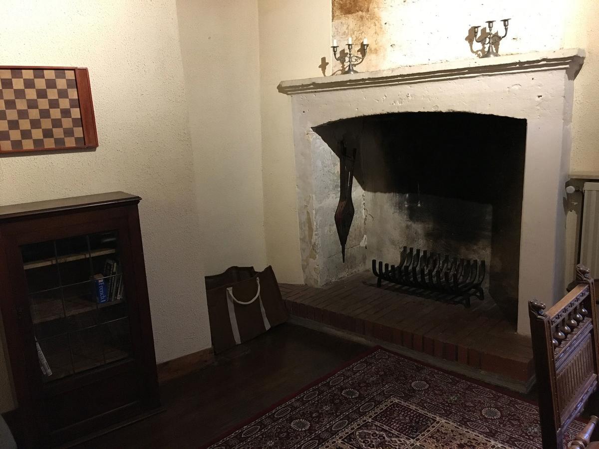 Au Pied Du Chateau Bourdeilles Bagian luar foto